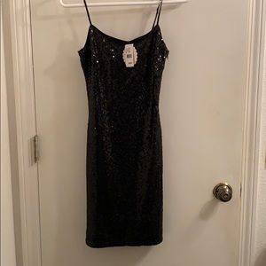 Looking for that small black dress? Sequin allover